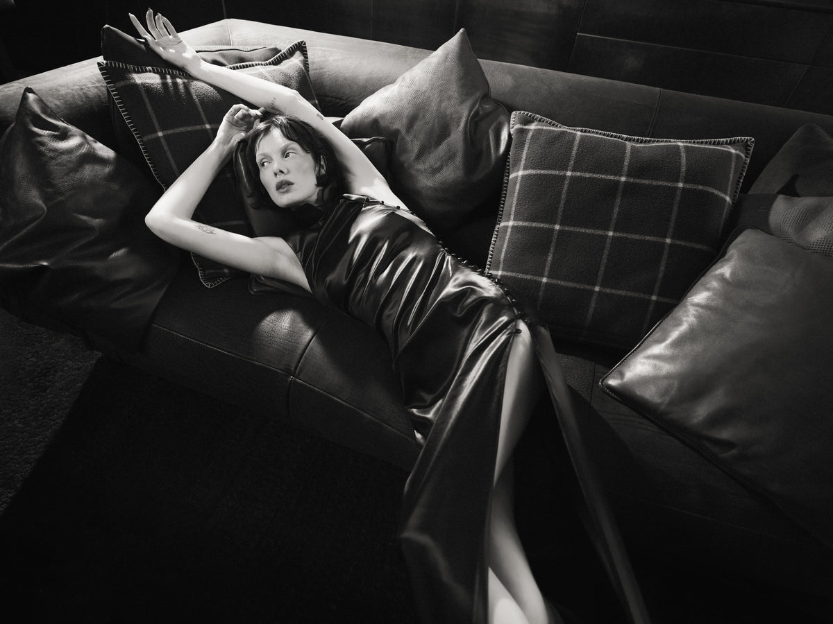 The Devotion Dress - Black