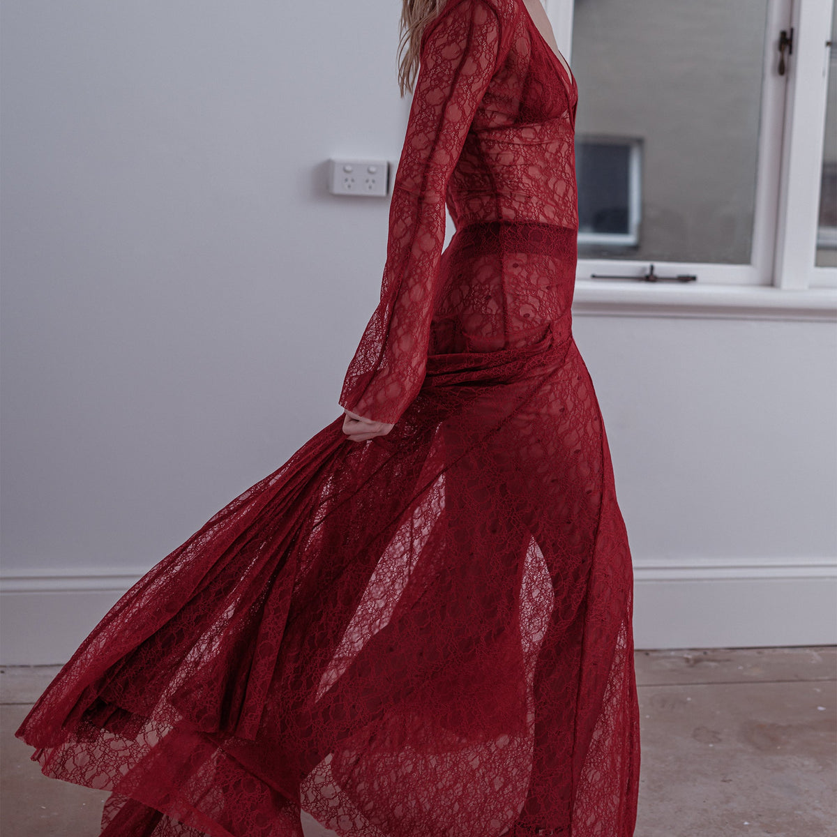Cold Type Lace Gown 8